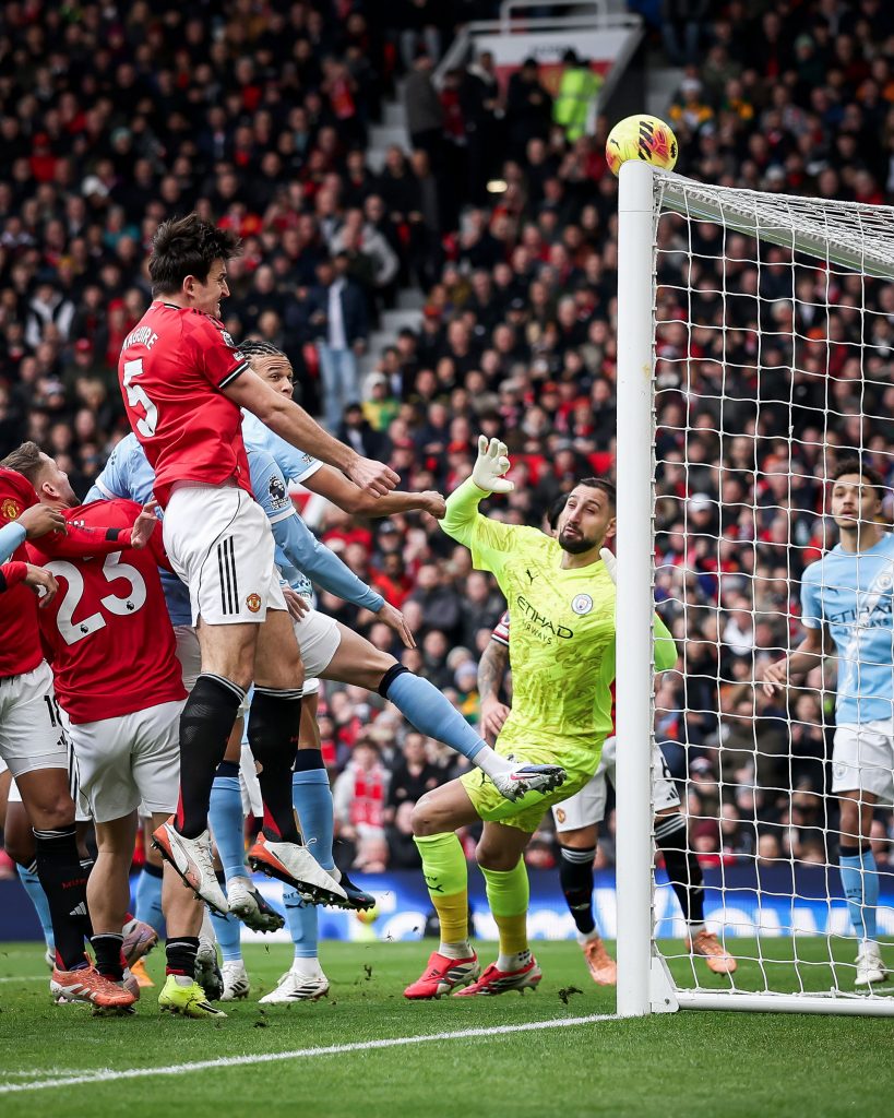 Harry Maguire estuvo "así" de cerca de darle al Manchester Utd la ventaja inicial 😲