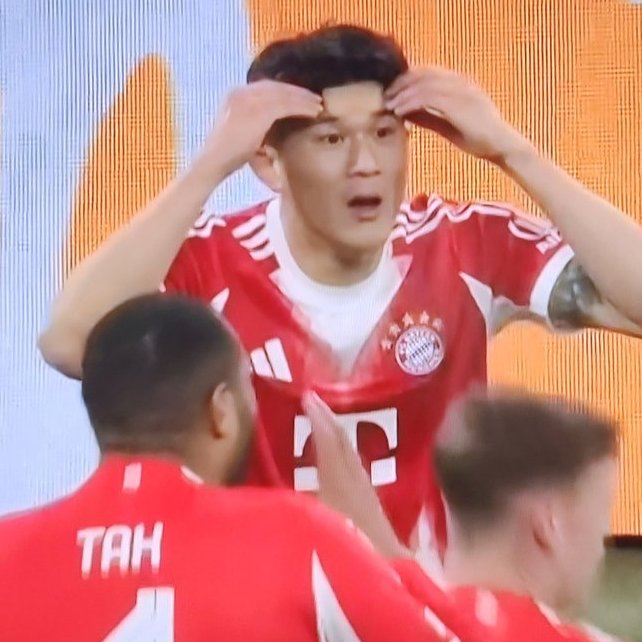 Kim Min-jae expulsado con Bayern