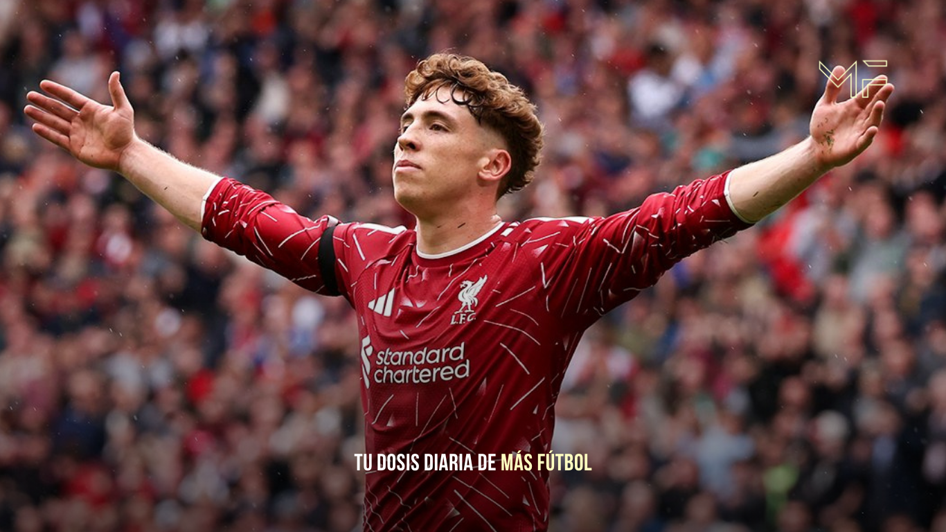 Víctor Muñoz se presenta en Anfield