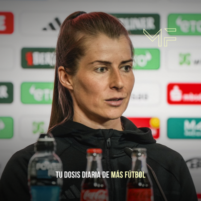 Bundesliga: Marie-Louise Eta hizo historia tras convertirse en la primera mujer en ganar un partido en las cinco grandes ligas masculinas de Europa.